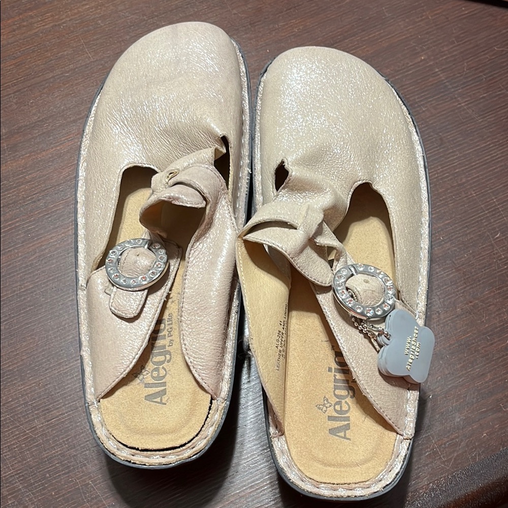 Alegria Cream Mules with Shimmering Finish New 41 - Picture 5 of 9
